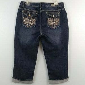 Earl jeans sz10 embellished stretch cuffed Capris